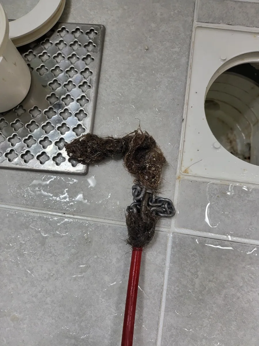 충청남도 서산시 하수구 막힘 현장 작업 사진 — 자가 대처 방법과 전문가 확인 기준의 차이