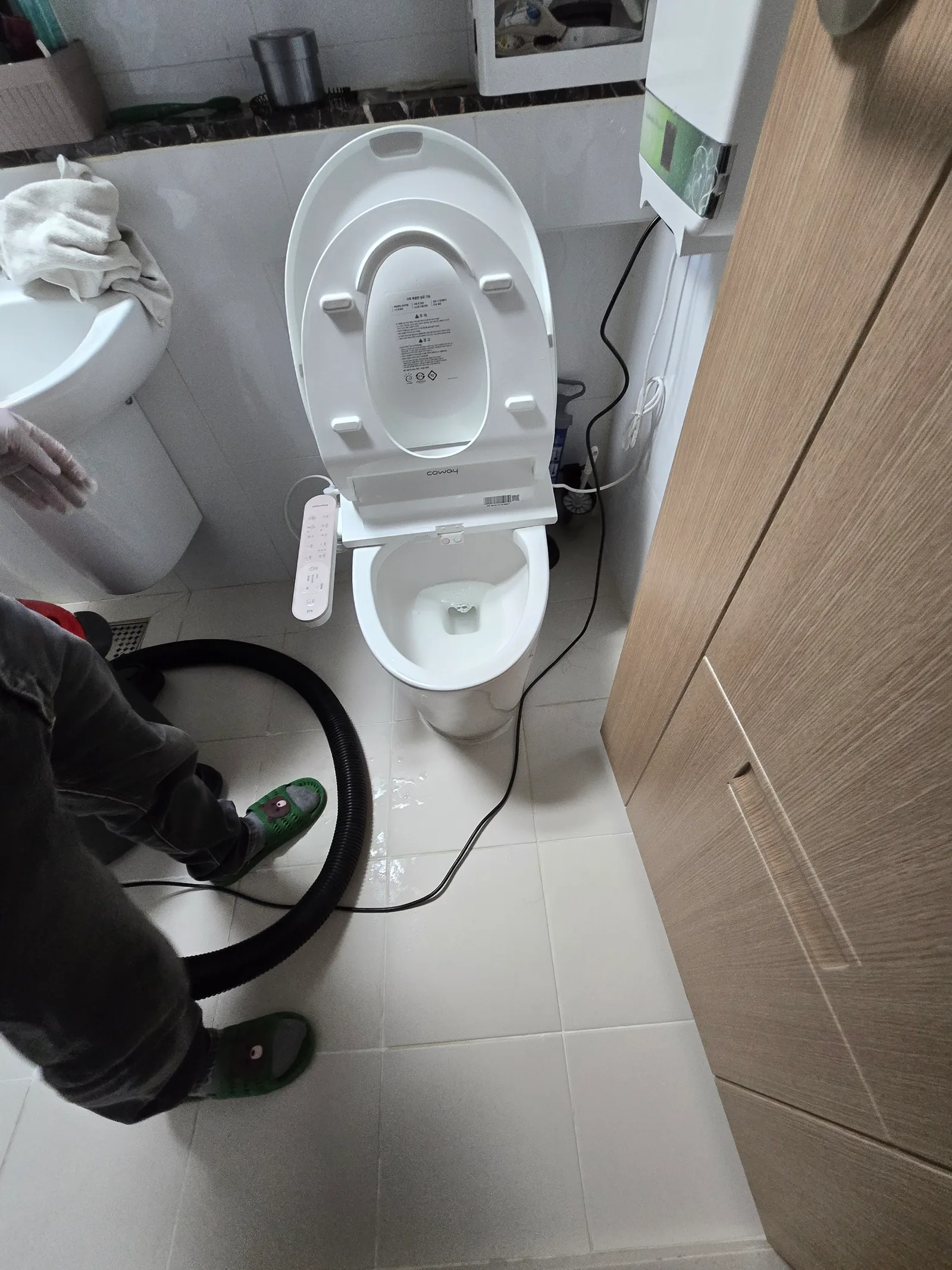 충청남도 부여군 싱크대·변기 막힘 현장 작업 사진 — 현장 방문 시 진행되는 전문 점검 및 해결 과정